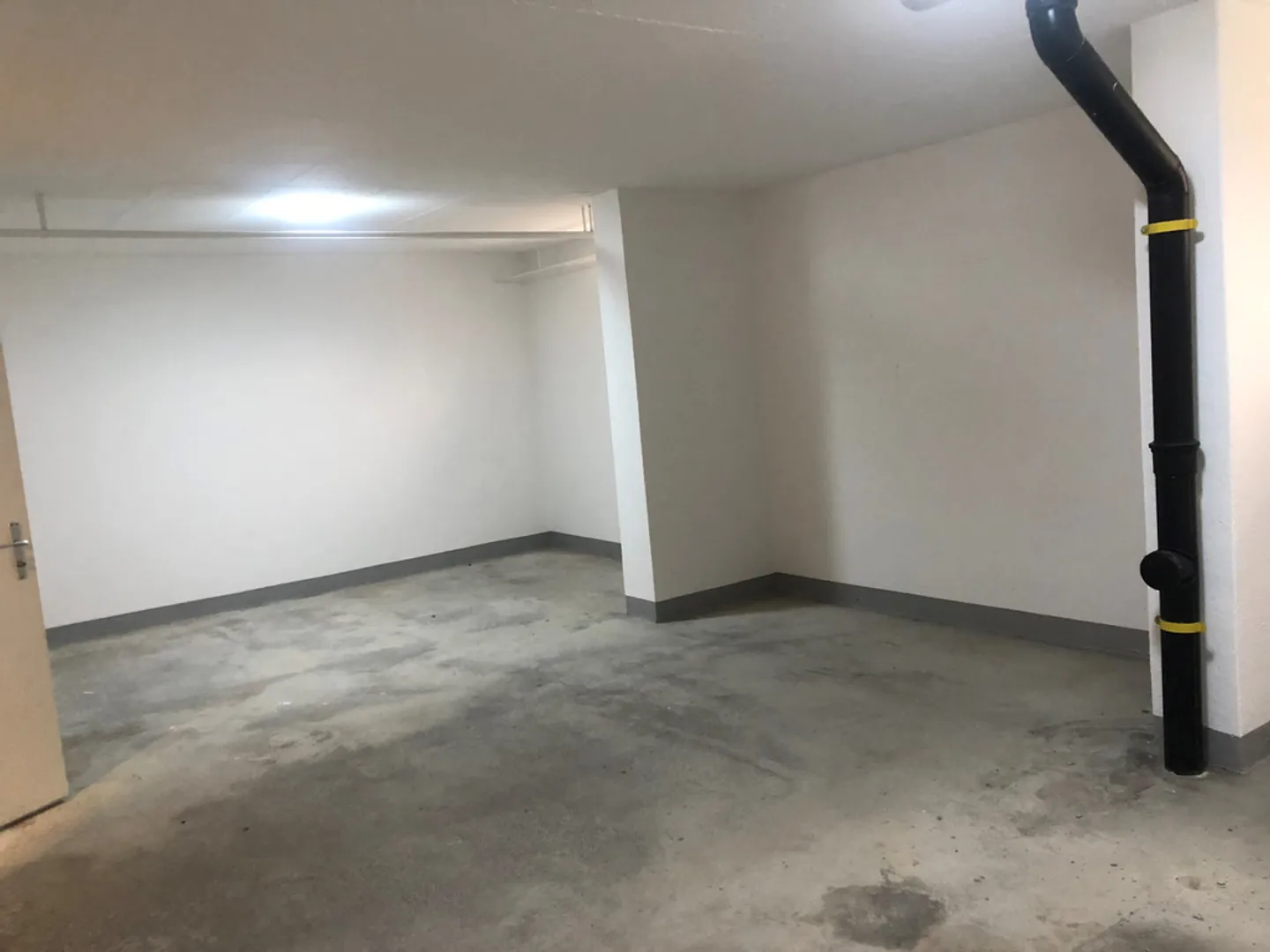 Gewerberaum / Bastelraum im Zentrum von Berikon - Foto 2 von 4