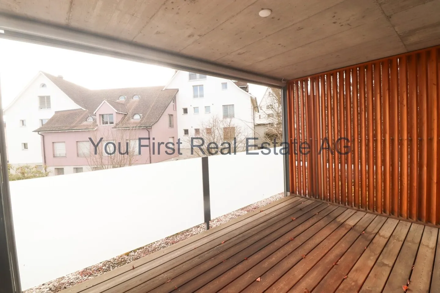 Central, stylish, professional - Photo 11 of 13