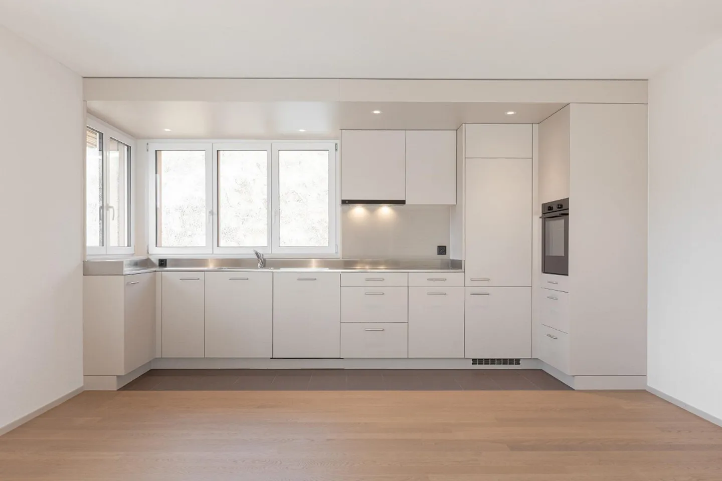 Moderne 4.5-Zimmer-Wohnung im Zentrum von Teufen - Foto 1 di 9