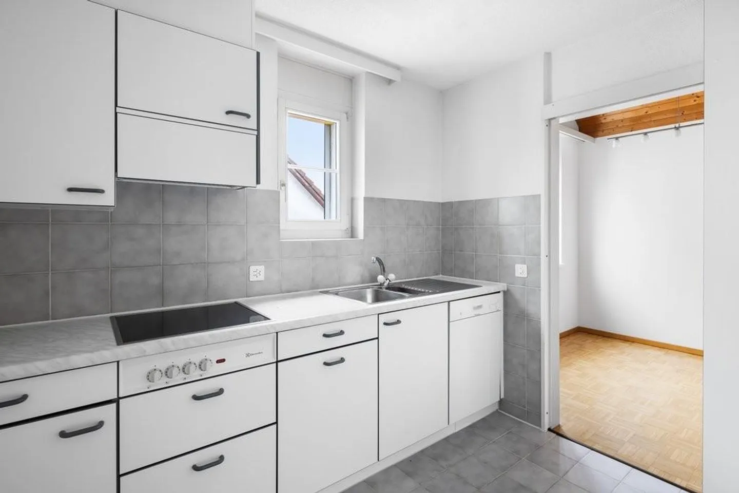 Comfort e qualità della vita su un solo livello! - Foto 4 di 11