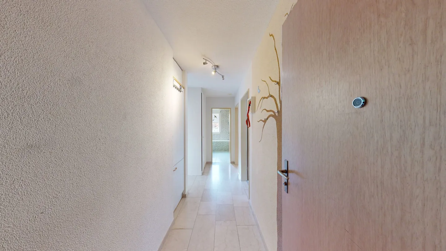 3.5-Zimmer-Maisonette mit Charme, Balkon und Tiefgaragenplatz - Photo 11 sur 12