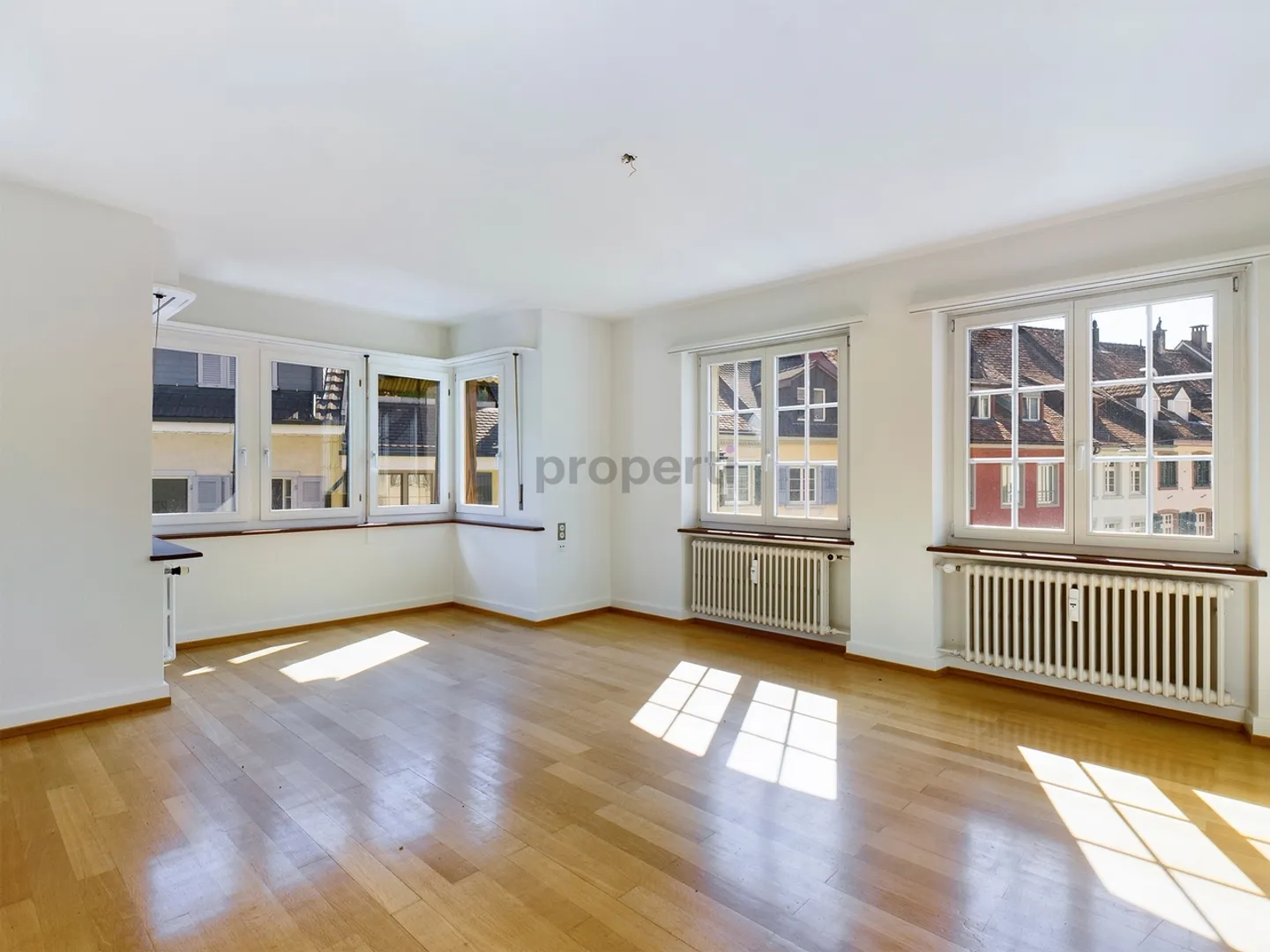 Cucina moderna, balcone e terrazza condivisa - Foto 1 di 8