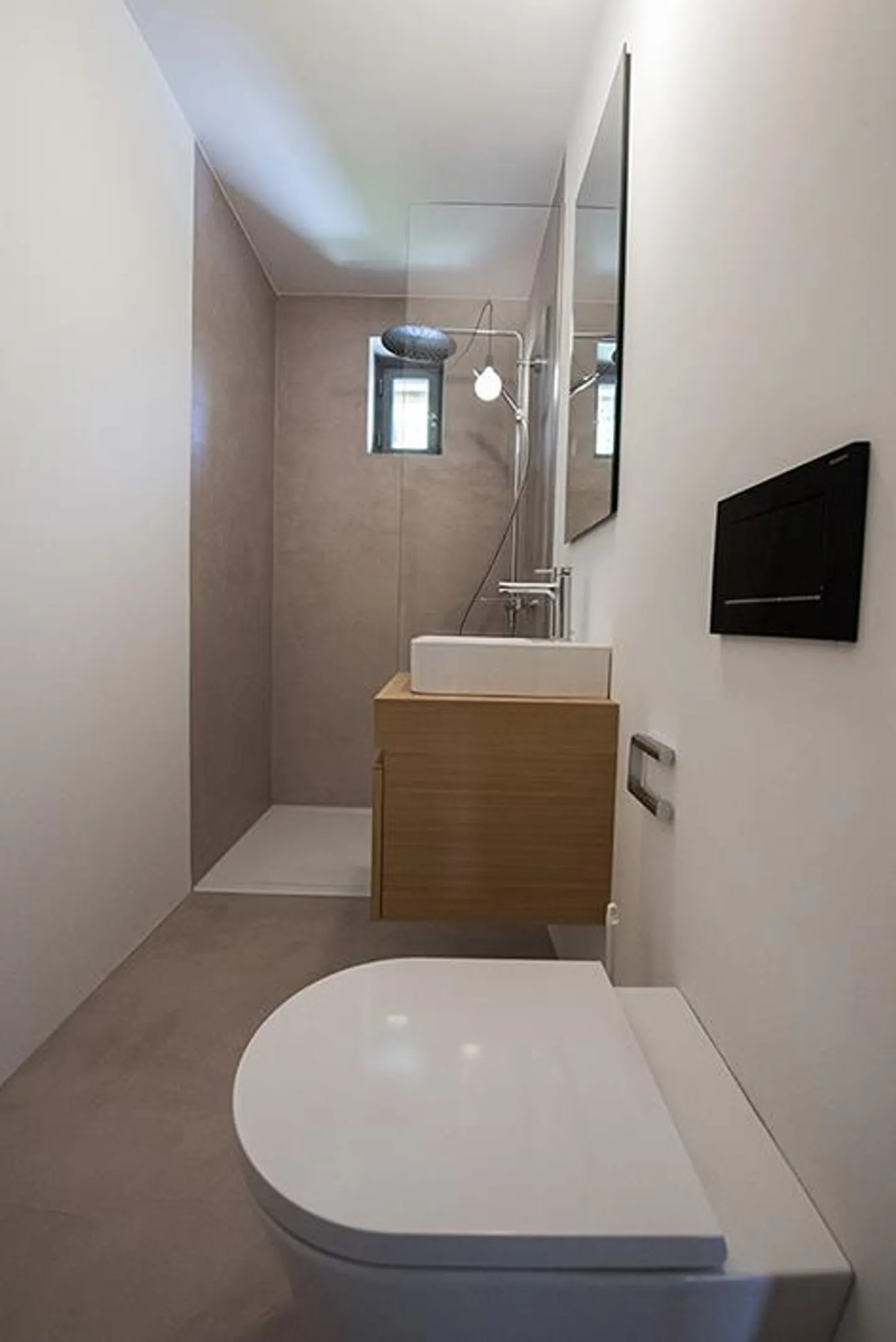 Modernly renovated 6.5-room terraced house (200m2 living space) with garage in Au SG - Photo 13 of 14