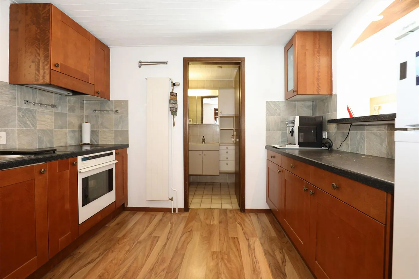 Casa unifamiliare con 2 appartamenti, studio indipendente, ampio giardino e rustico - Foto 10 di 20