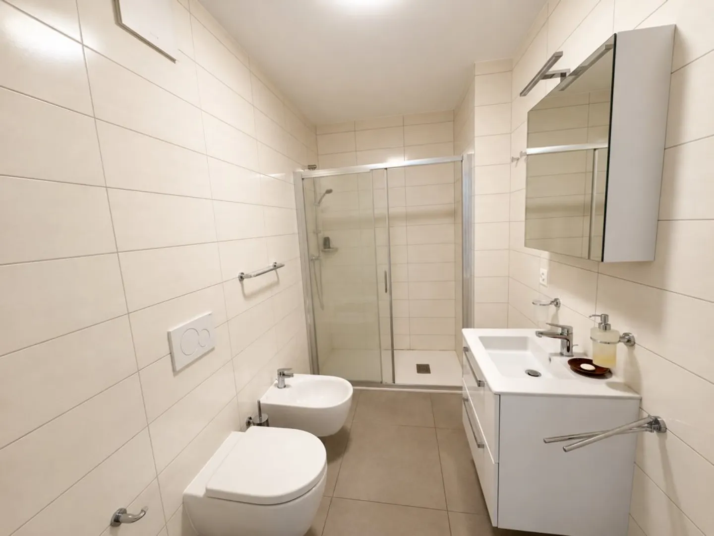 Appartement moderne avec jardin à Manno - Photo 10 sur 19