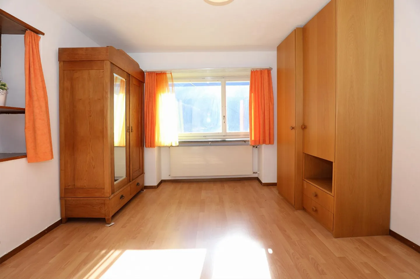 Casa unifamiliare con 2 appartamenti, studio indipendente, ampio giardino e rustico - Foto 14 di 20