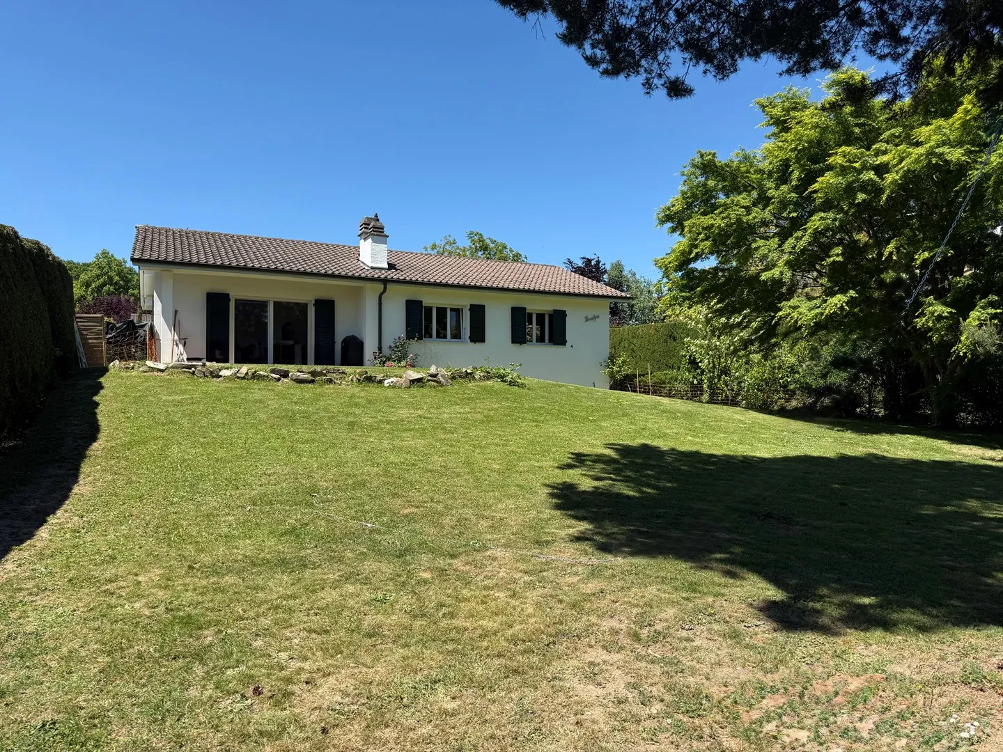 Casa singola in affitto - Foto 2 di 19