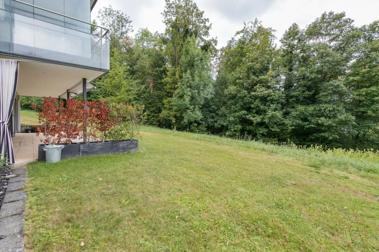 Charmante 3.5-Zimmer-Gartenwohnung mit viel Privatsphäre in der Sta... - Photo 10 of 11