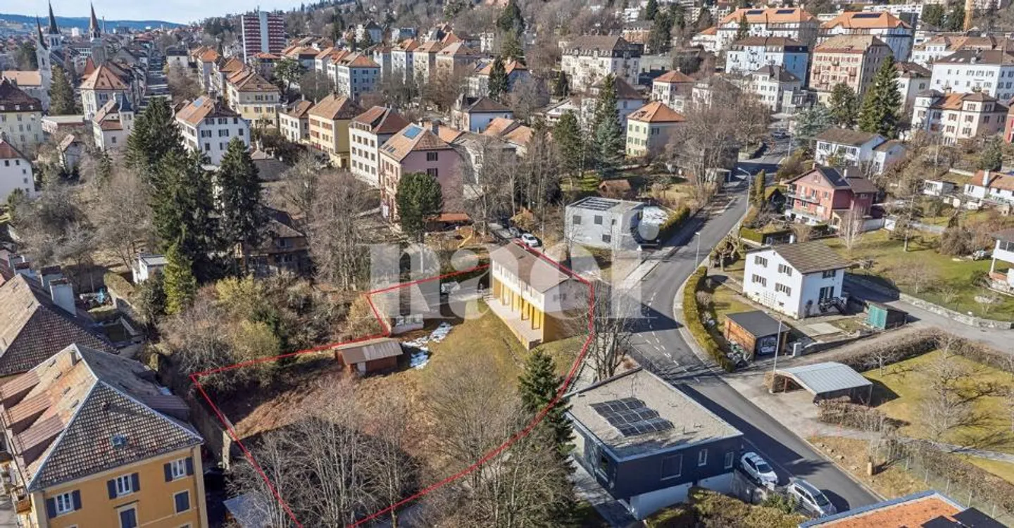 Buildable land of 1,652 m² - Photo 1 of 4