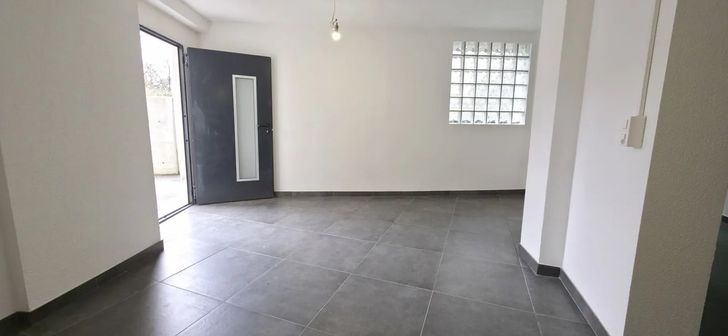 Hochwertige Gewerbefläche in Schaffhausen - Foto 1 von 13