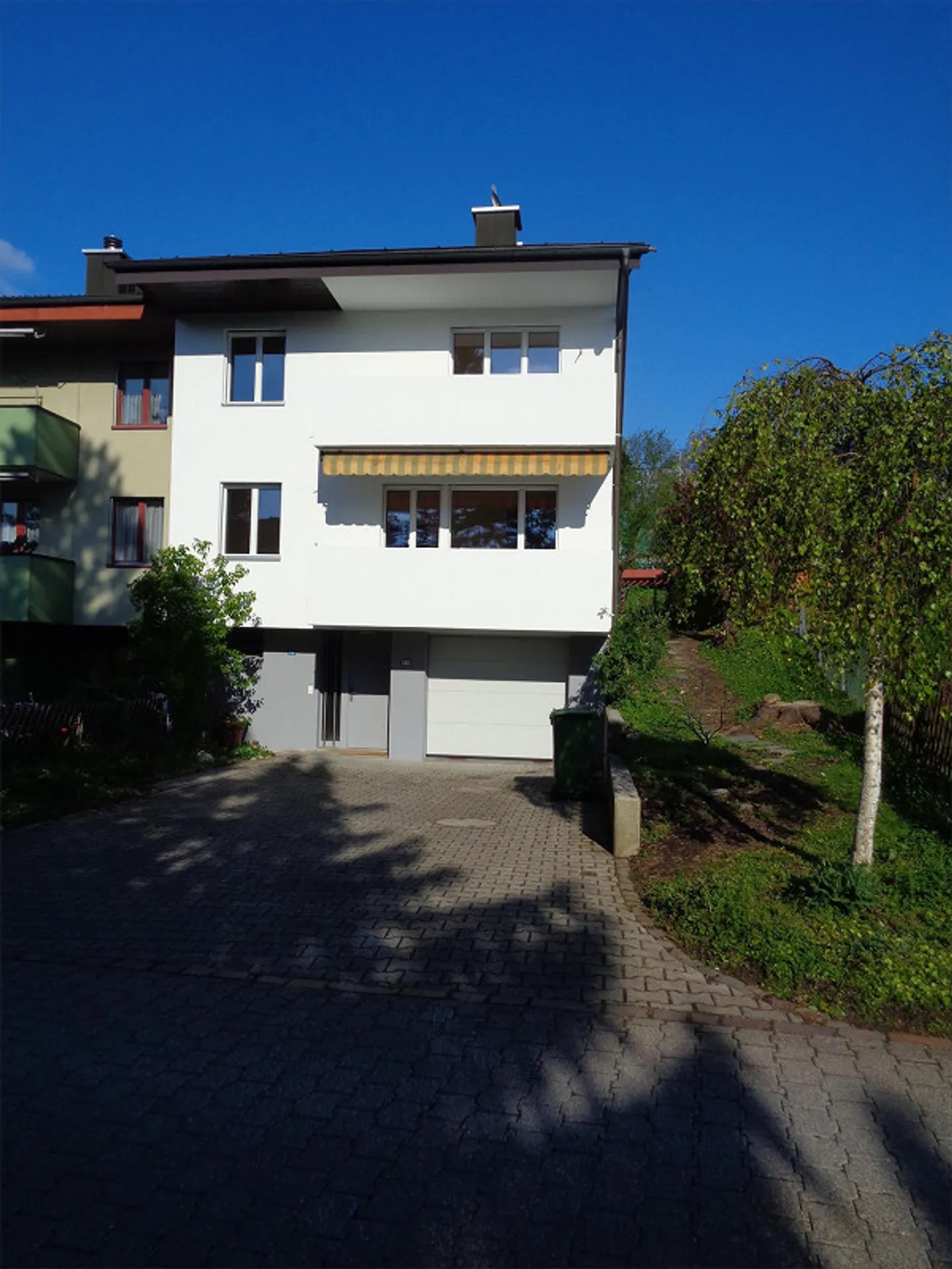 Maison de 7,5 pièces à Allenwinden - Maison spacieuse dans un endroit calme - Photo 2 sur 23