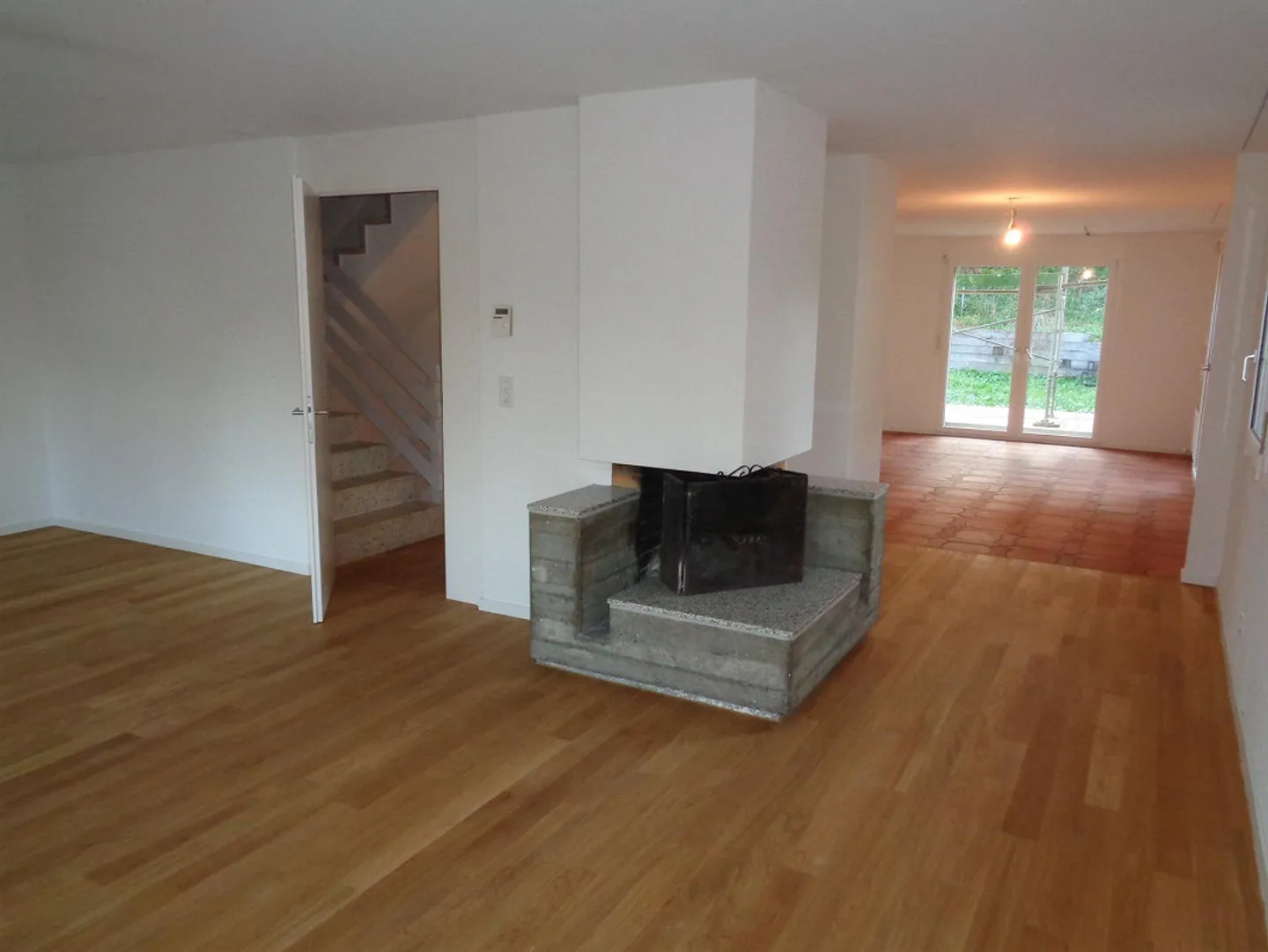 Maison de 7,5 pièces à Allenwinden - Maison spacieuse dans un endroit calme - Photo 4 sur 23