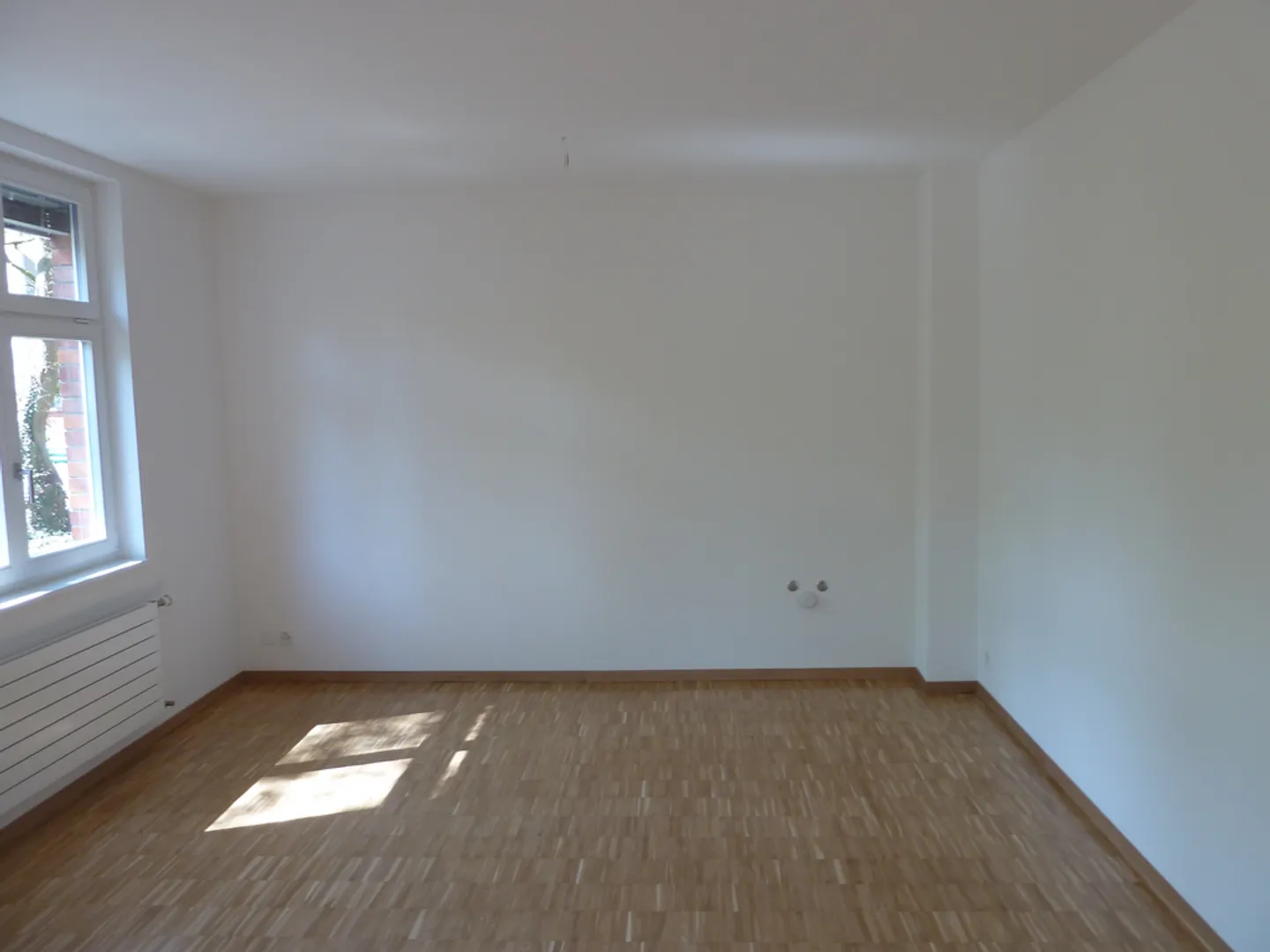 LAVORARE NEL MEZZO DEL PARCO BATA "ATELIER 33C" - MESE DI TRASLOCO REGALATO - Foto 2 di 5