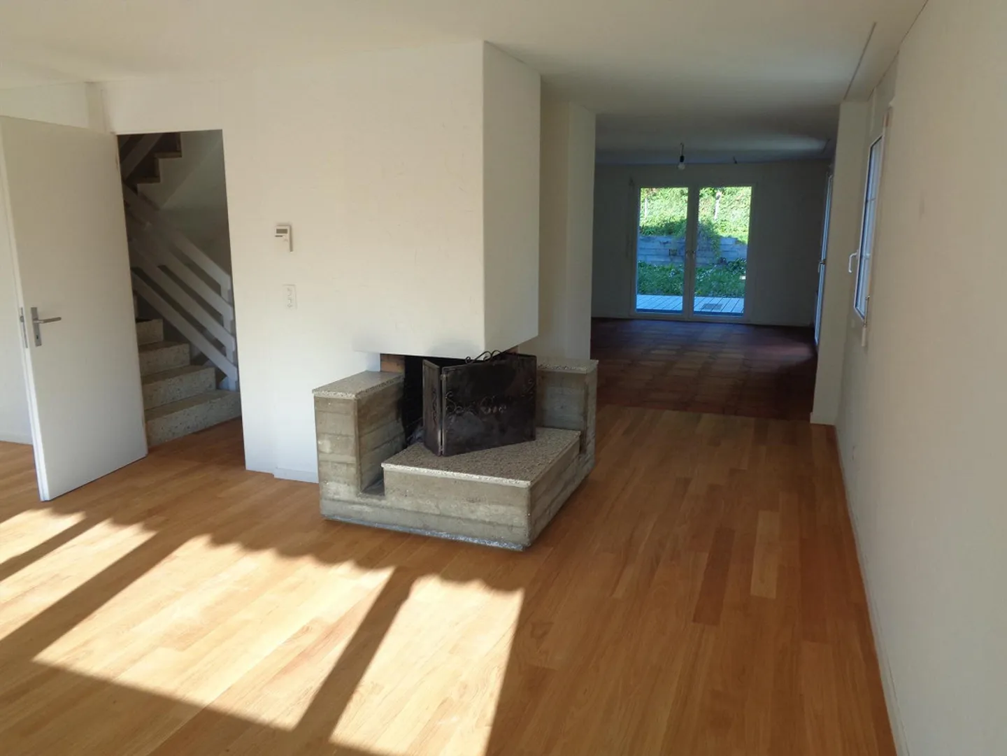 Maison de 7,5 pièces à Allenwinden - Maison spacieuse dans un endroit calme - Photo 3 sur 23