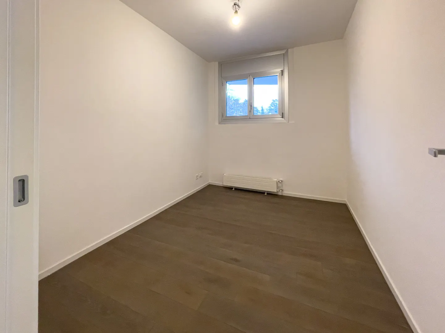 Appartamento moderno con vista lago - Foto 8 di 14