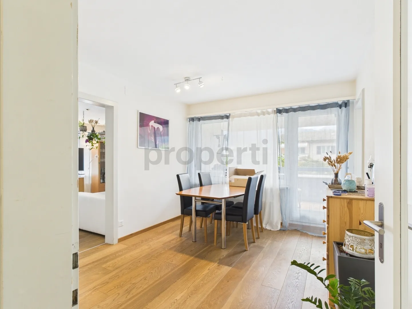 Appartamento accogliente con 5 stanze ad Altdorf - Foto 2 di 10
