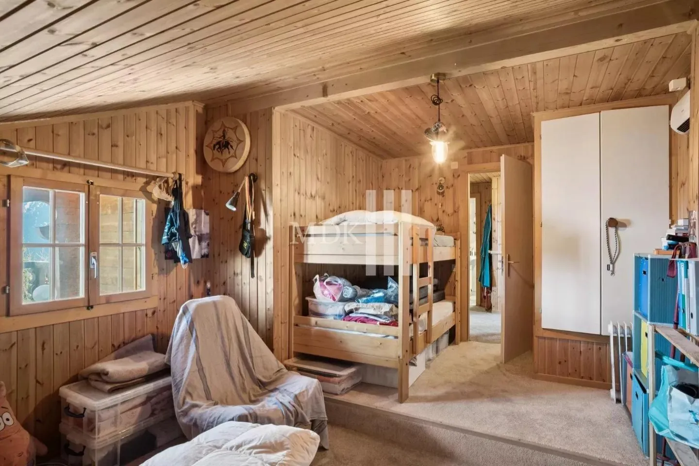 Chalet 4.5 rooms - Photo 9 of 13
