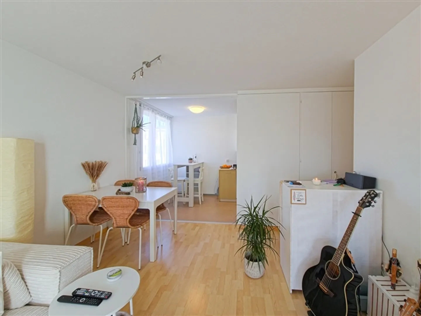 À louer appartement 2 pièces dans un emplacement pratique - Photo 3 sur 12