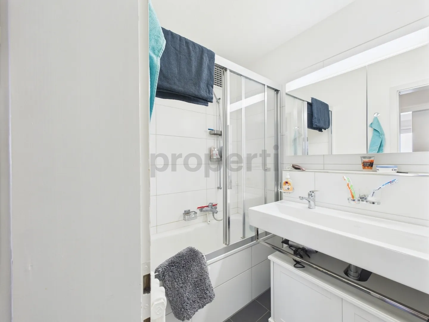 Appartamento accogliente con 5 stanze ad Altdorf - Foto 7 di 10
