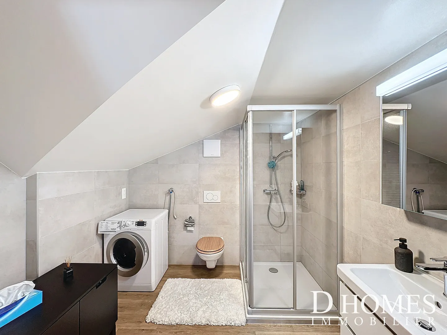 EXCLUSIVE - Renovated loft-style apartment in the center of Aubonne - Photo 7 of 8