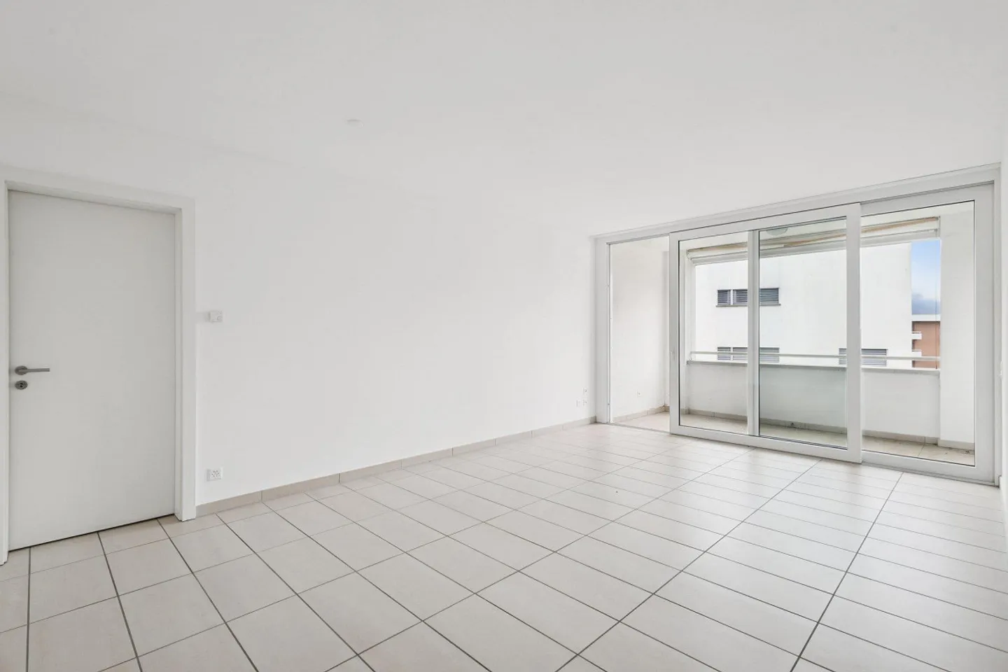 3.5 locali in zona strategica per famiglie con 2  pigioni nette gratuite! - Photo 2 of 8
