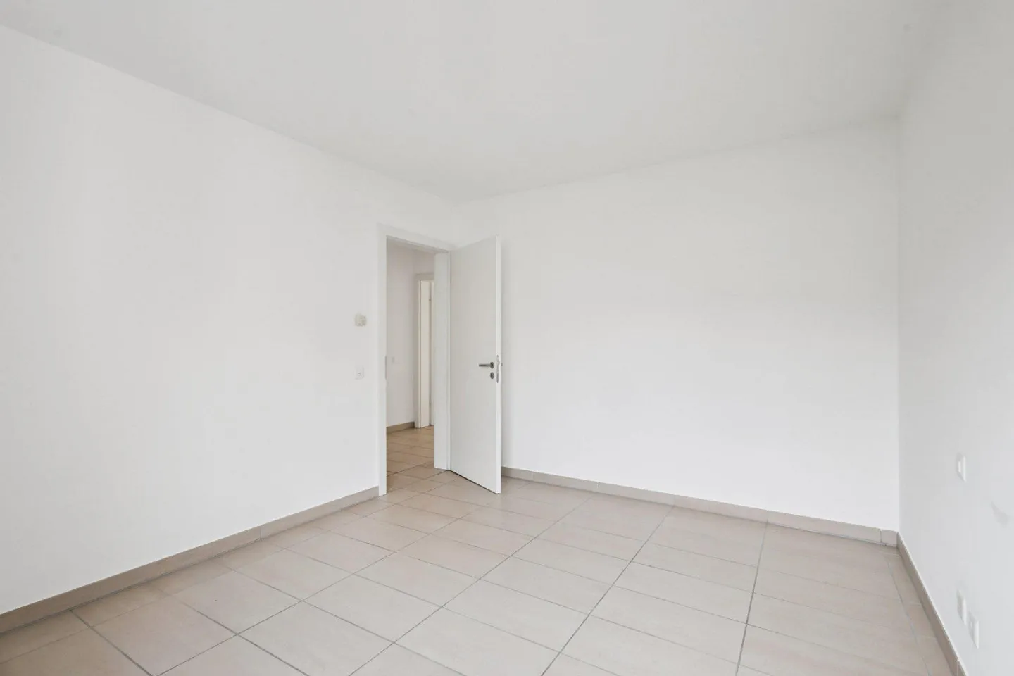 3.5 locali in zona strategica per famiglie con 2  pigioni nette gratuite! - Photo 7 of 8