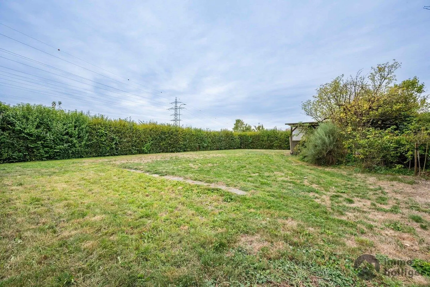 Central Location Property with Potential - Photo 4 of 13