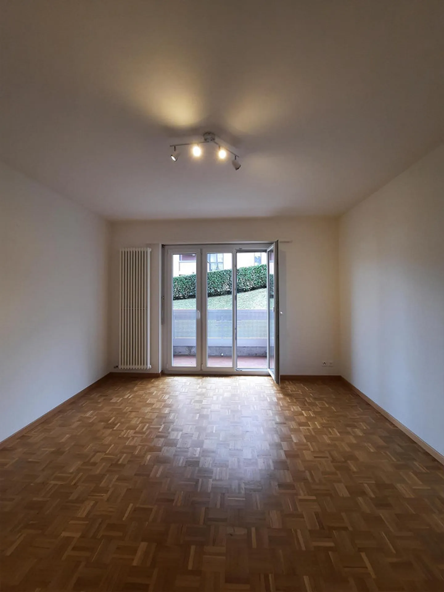 Graziosio apartment recently renovated! - Photo 1 of 4