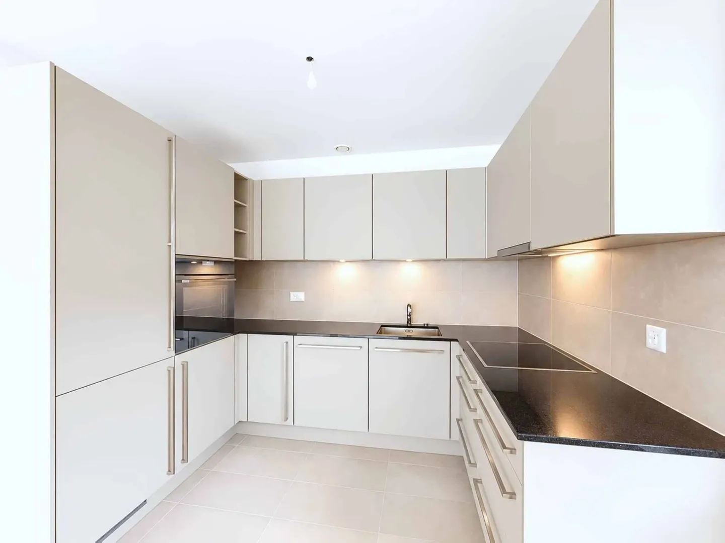 Lot C-202 - 3,5-Zimmer-Wohnung im 2. Stock - Foto 2 von 11