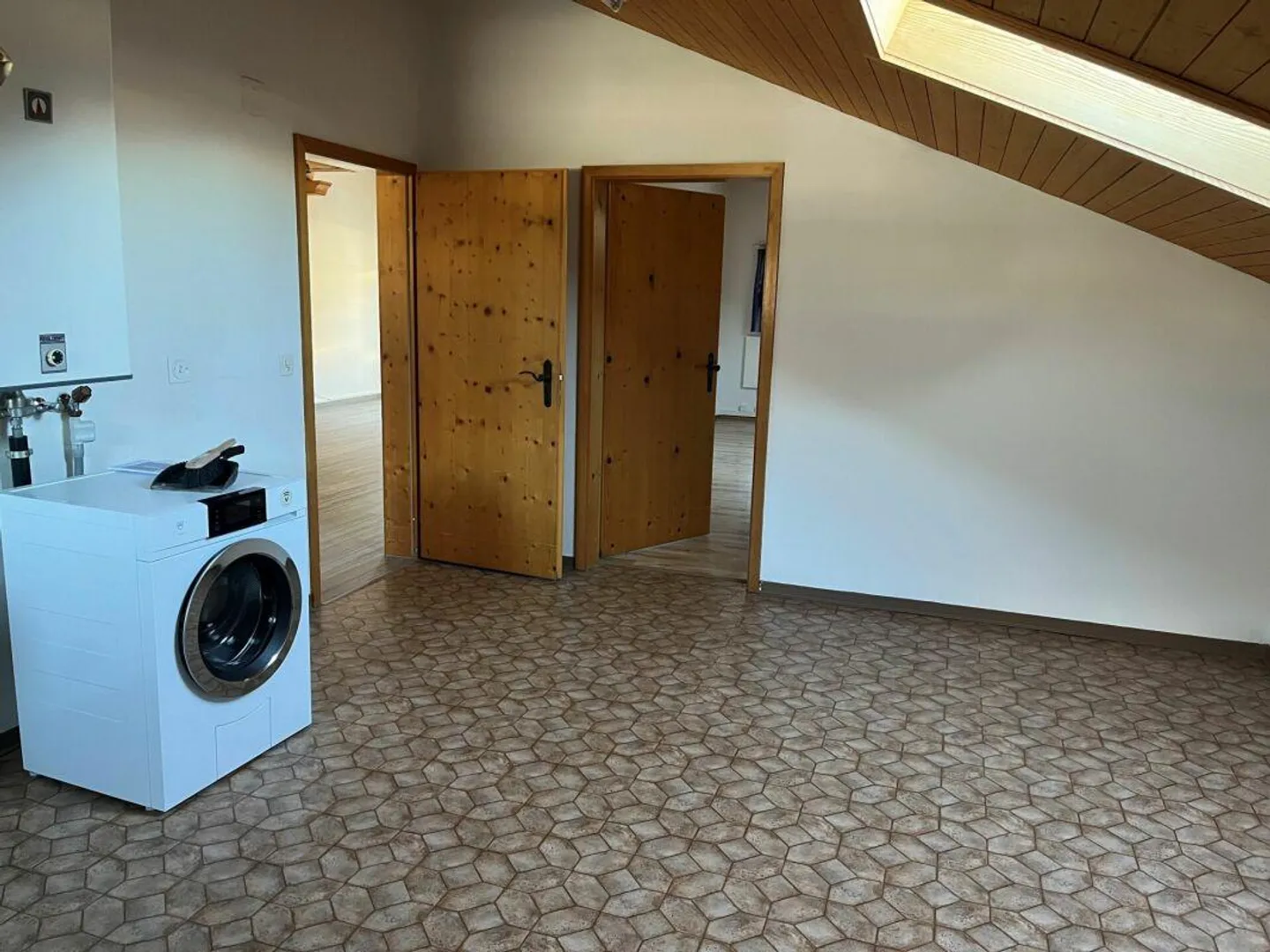 Spacious 5.5-room penthouse in a central location - Photo 11 of 11
