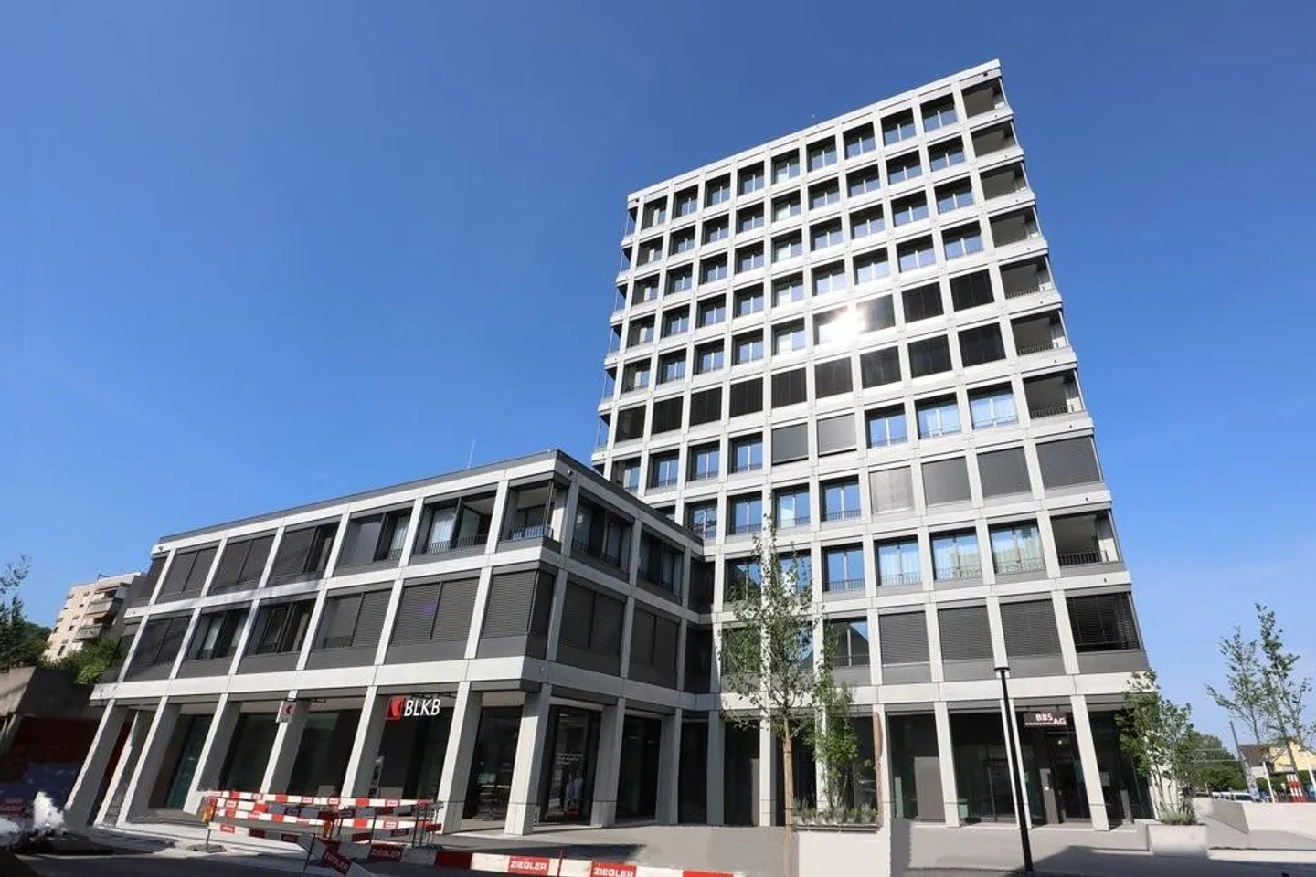 Parkplatz im Dorfkern von Pratteln zu vermieten! - Foto 1 von 1