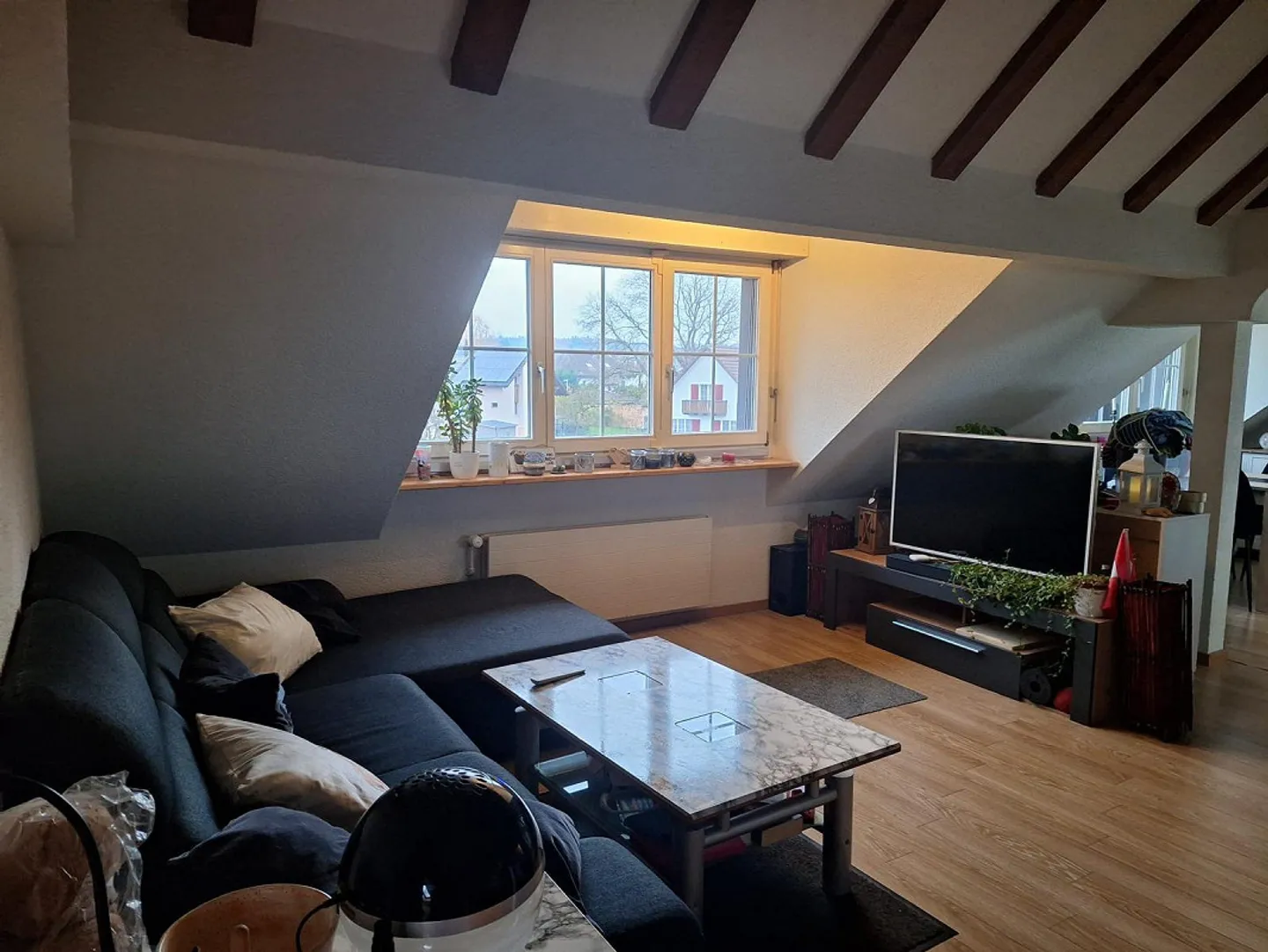 Attraktive 3.5 Zimmer-Dachgeschosswohnung - Foto 2 von 14