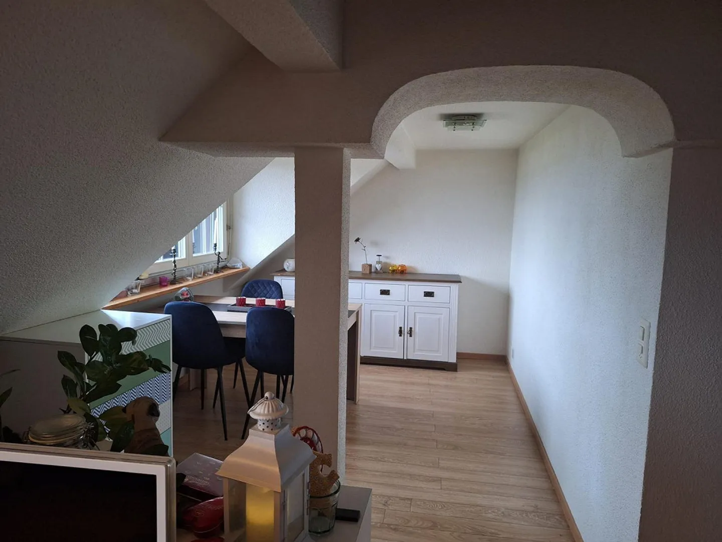 Attraktive 3.5 Zimmer-Dachgeschosswohnung - Foto 3 von 14