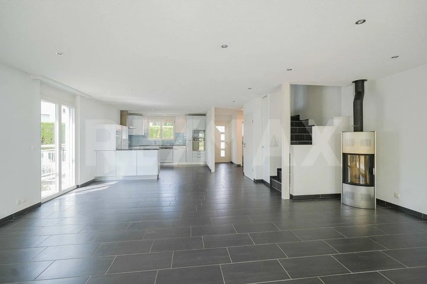 Maison familiale double spacieuse de 5,5 pièces - Photo 9 sur 13