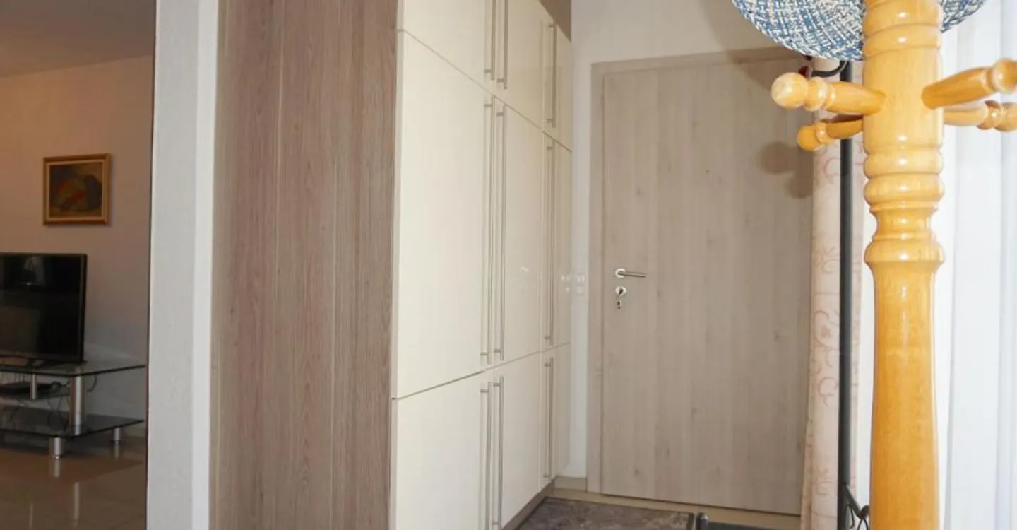 ARI-262 - Wunderschöne Gartenwohnung mit 5,5 Zimmern in einem hochwertigen Zweifamilienhaus - Foto 1 von 12