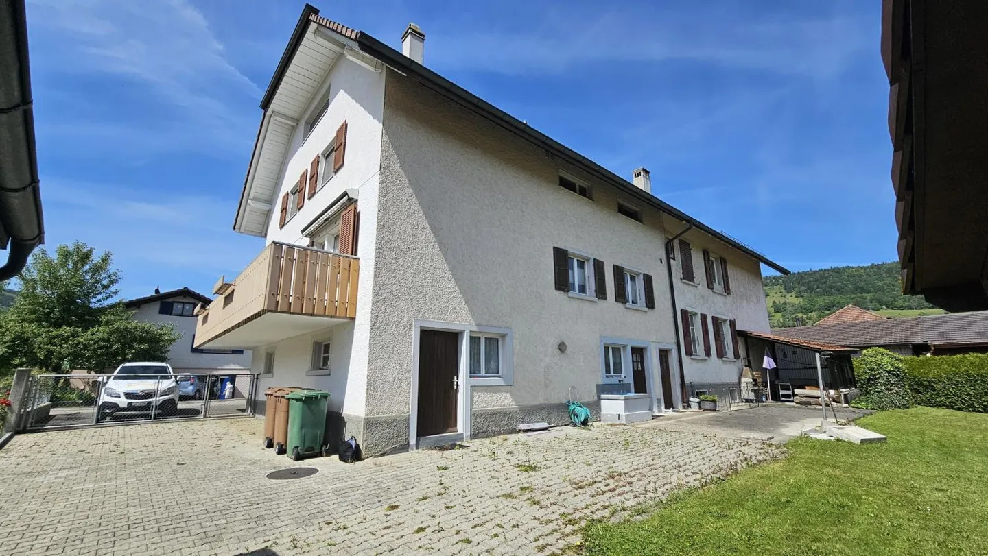 Doppelhaus mit Grossem Potenzial - Foto 7 von 13