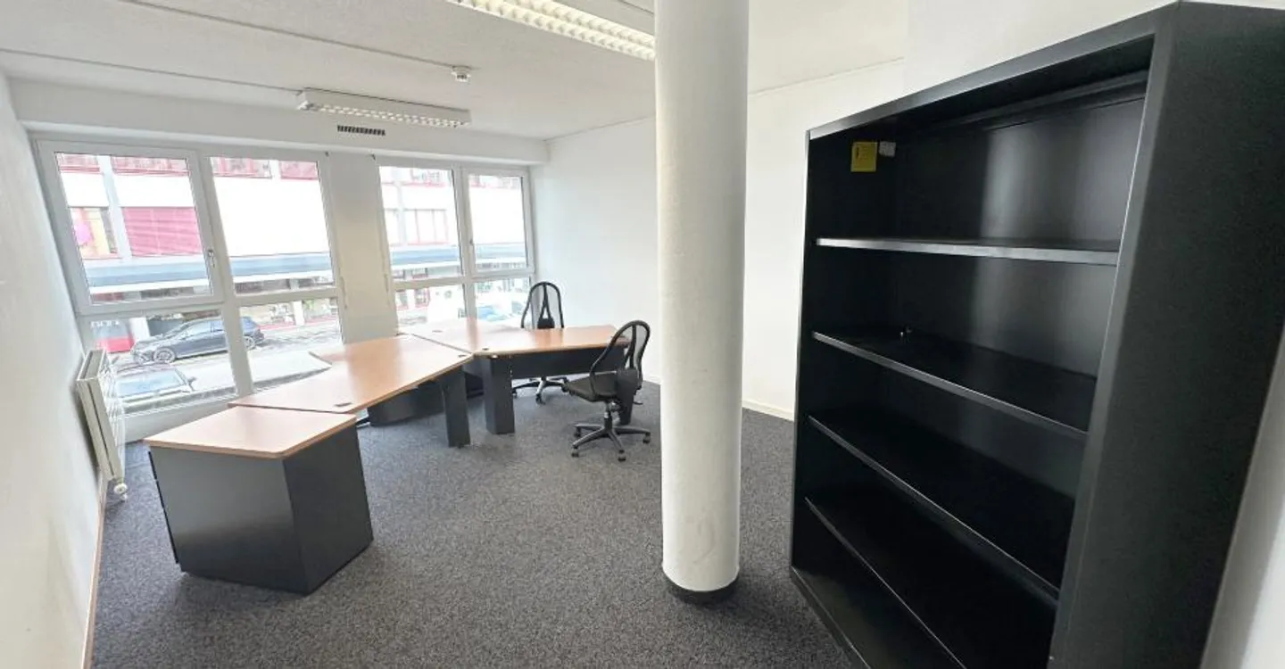 Crissier – 149 m² office on the ground floor, close to the center and highway access - Photo 11 of 13
