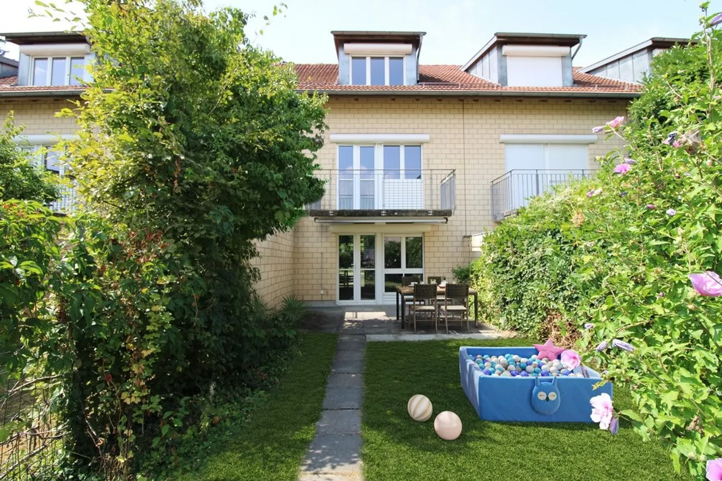 Maisons de ville de 4,5 pièces fraîchement rénovées - Photo 12 sur 12