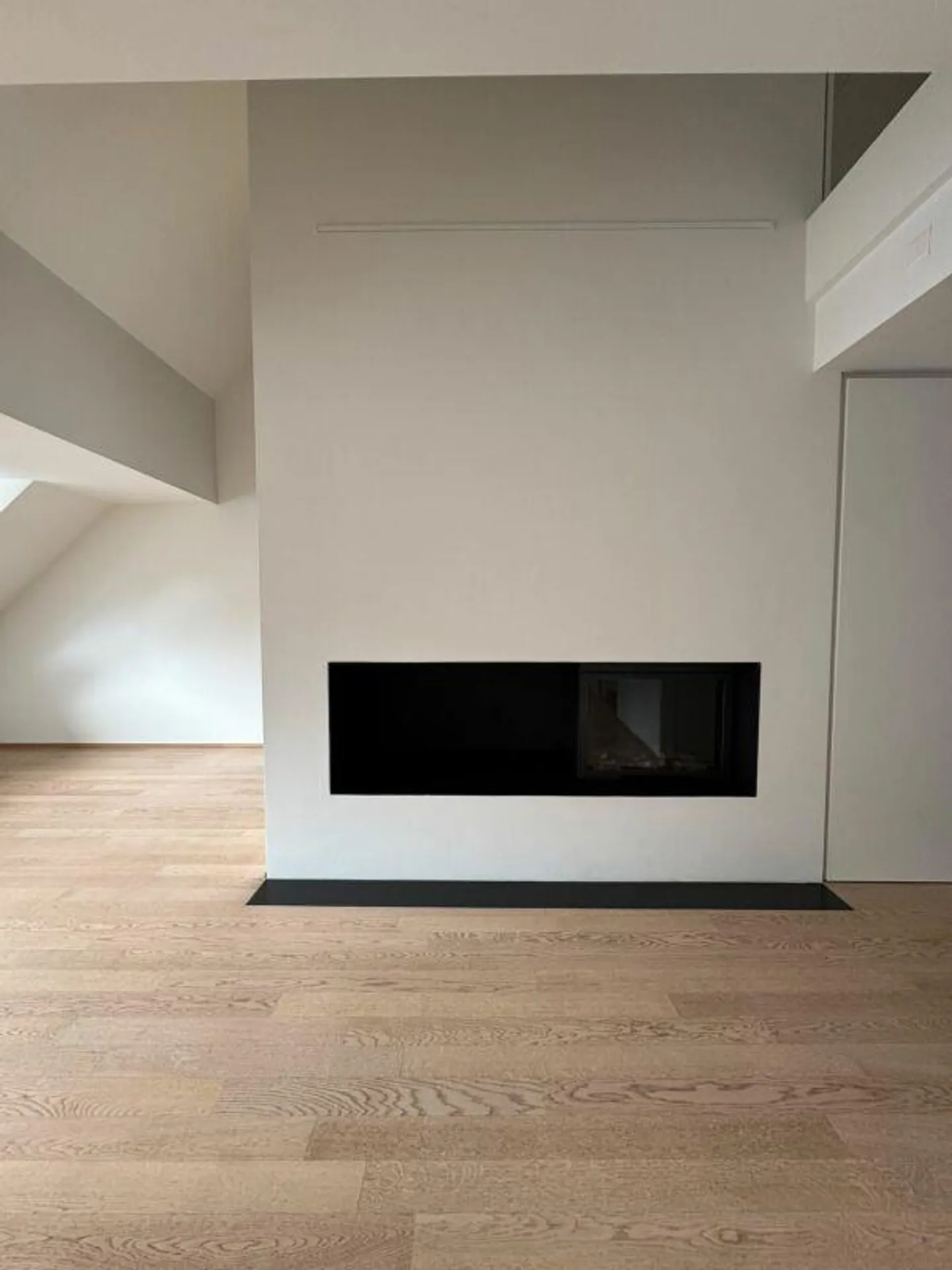 Une maison sur le Rhin - Appartement en duplex de 4 pièces à Bâle - Photo 4 sur 12