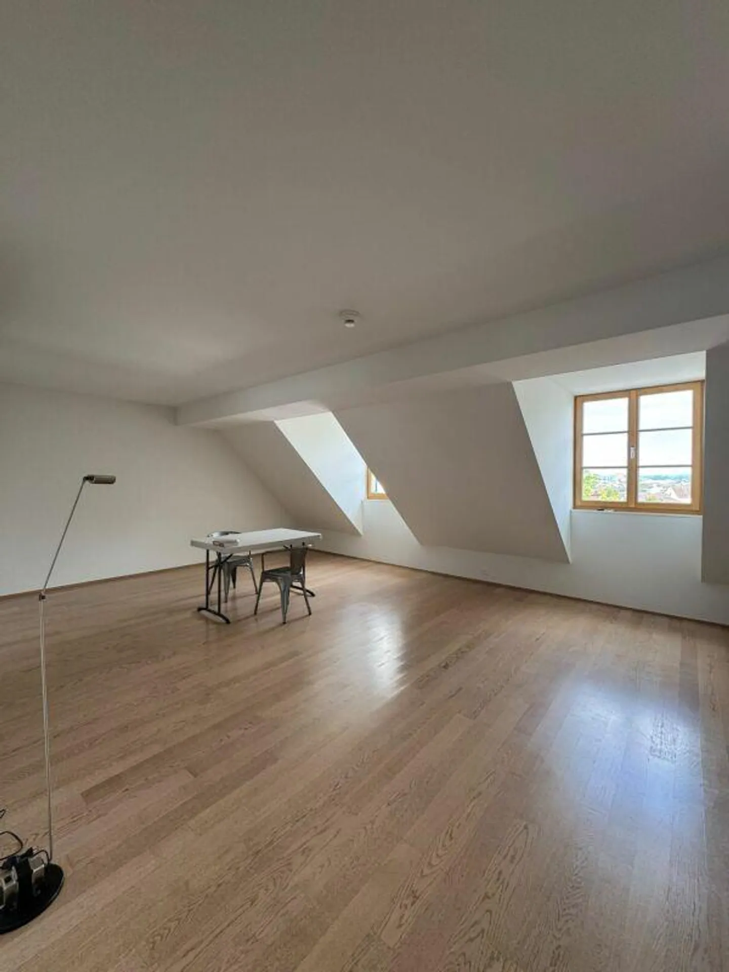 Une maison sur le Rhin - Appartement en duplex de 4 pièces à Bâle - Photo 5 sur 12