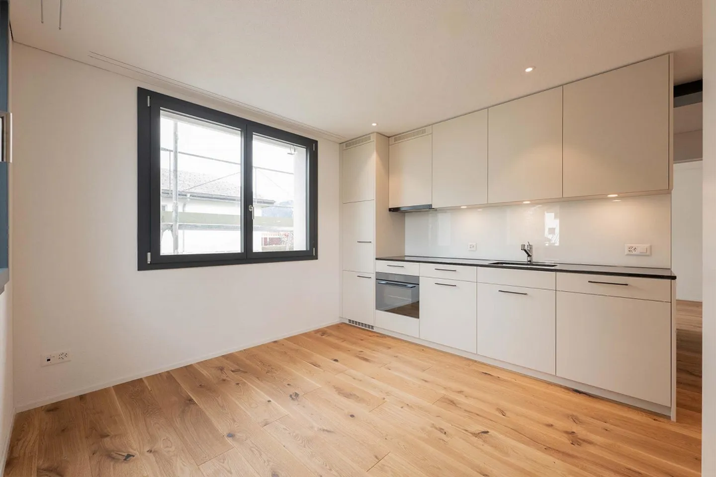 Helle 2-Zimmer-Wohnung - Foto 2 von 7