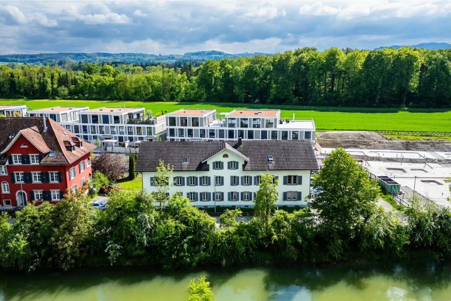 Grande maisonette di 5,5 stanze con giardino - Foto 2 di 16
