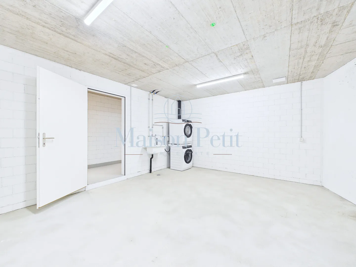 Modernes Doppelhaus mit offener Küche - Foto 12 von 13