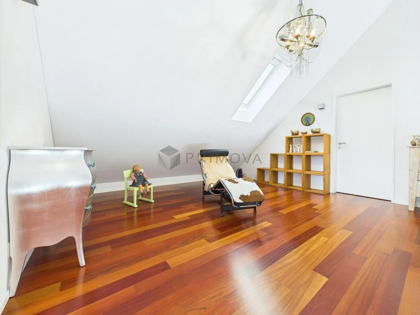 Maisonette with Style - Living Above the Rooftops of Wettingen - Photo 5 of 11