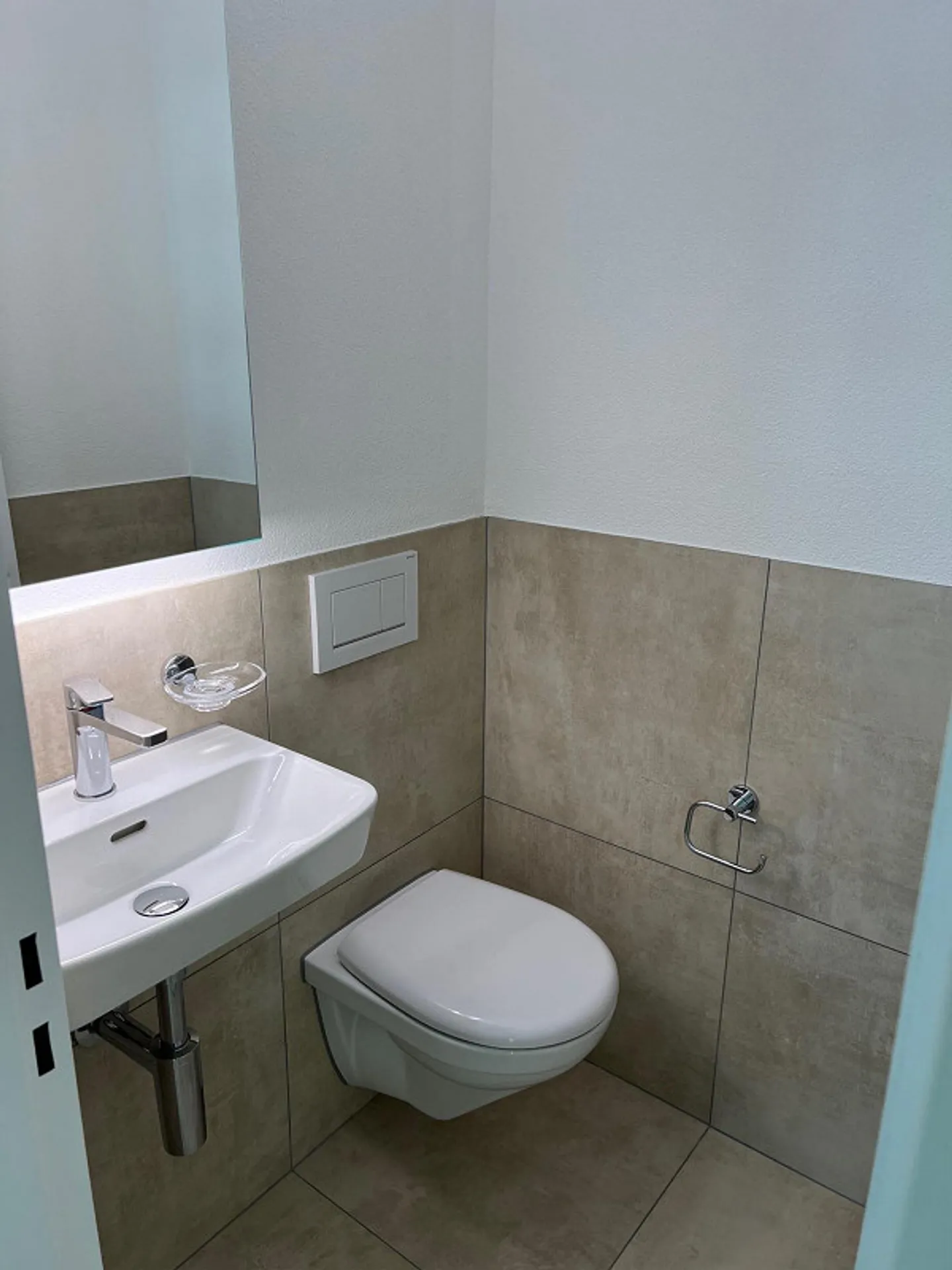 Furnished shared room in a 63 sqm apartment in Domat/Ems - Photo 8 of 10