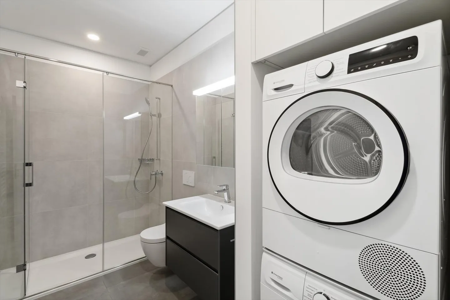 Apartment for rent - Photo 2 of 5