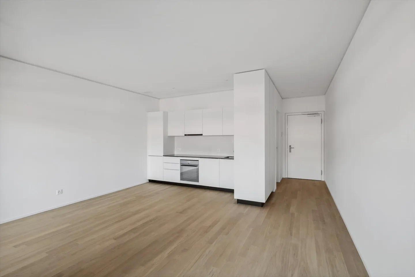 Apartment for rent - Photo 4 of 5