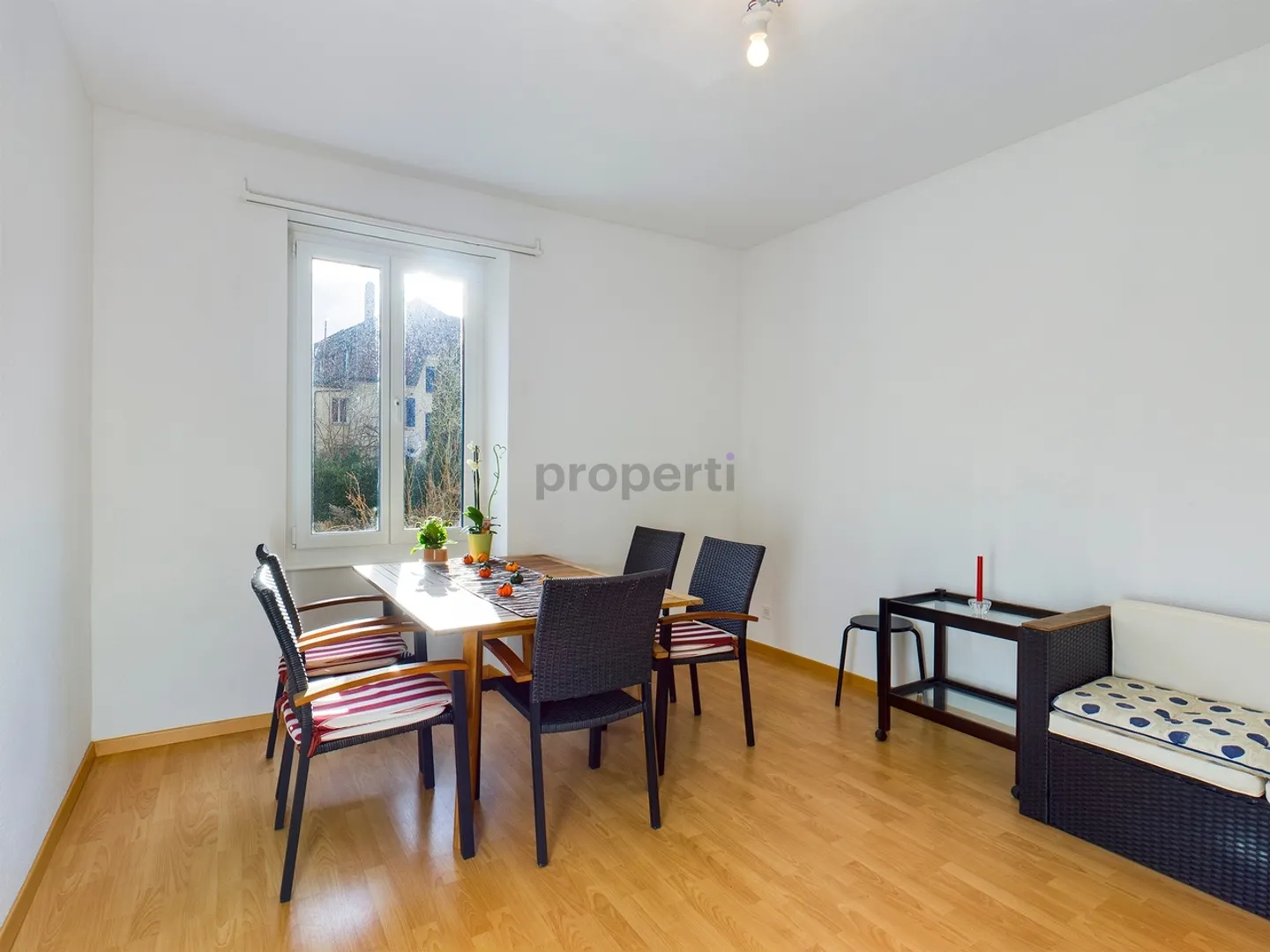 Appartamento affascinante con 3 camere a Olten - Foto 5 di 9