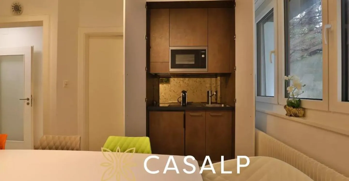 Charming 2.5 room renovated apartment in Crans-Montana - Photo 7 of 13