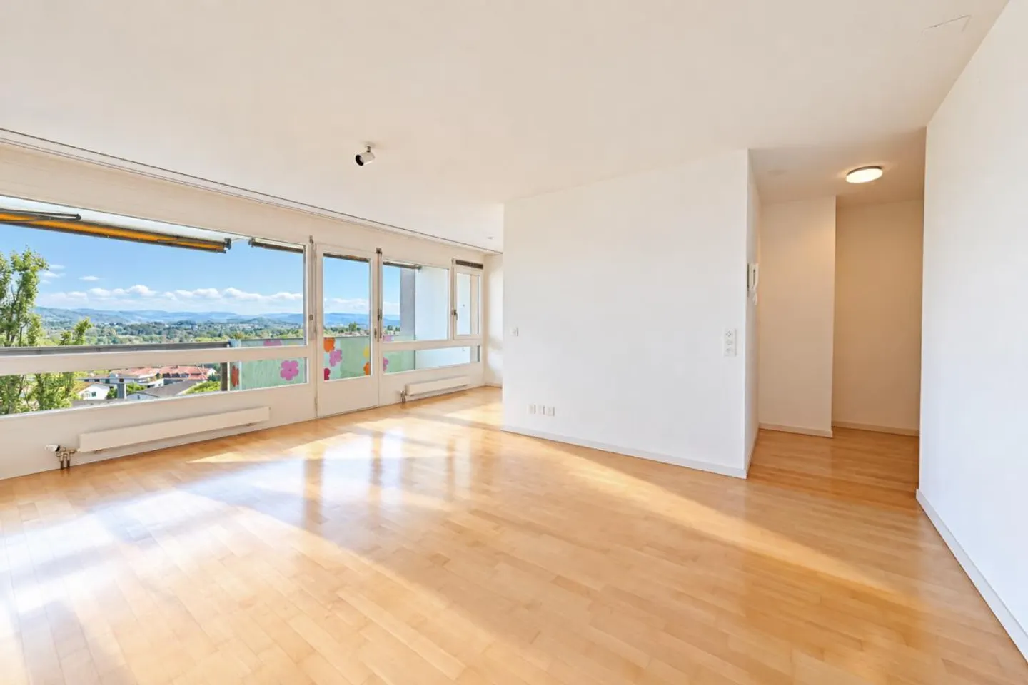 Helle 3-Zimmerwohnung mit Aussicht - Foto 4 von 9